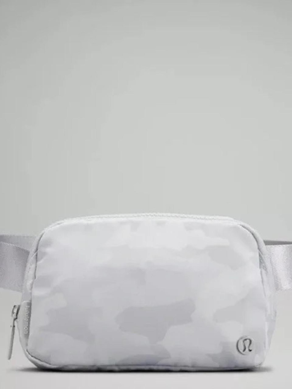 lululemon Everywhere Belt Bag 1L featuring a light gray camouflage pattern.